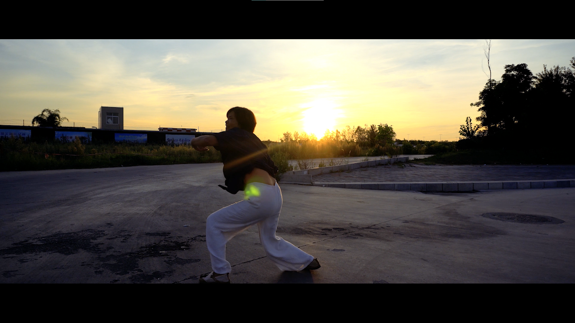 Film still from Unknowing Clouds Accompany Me East